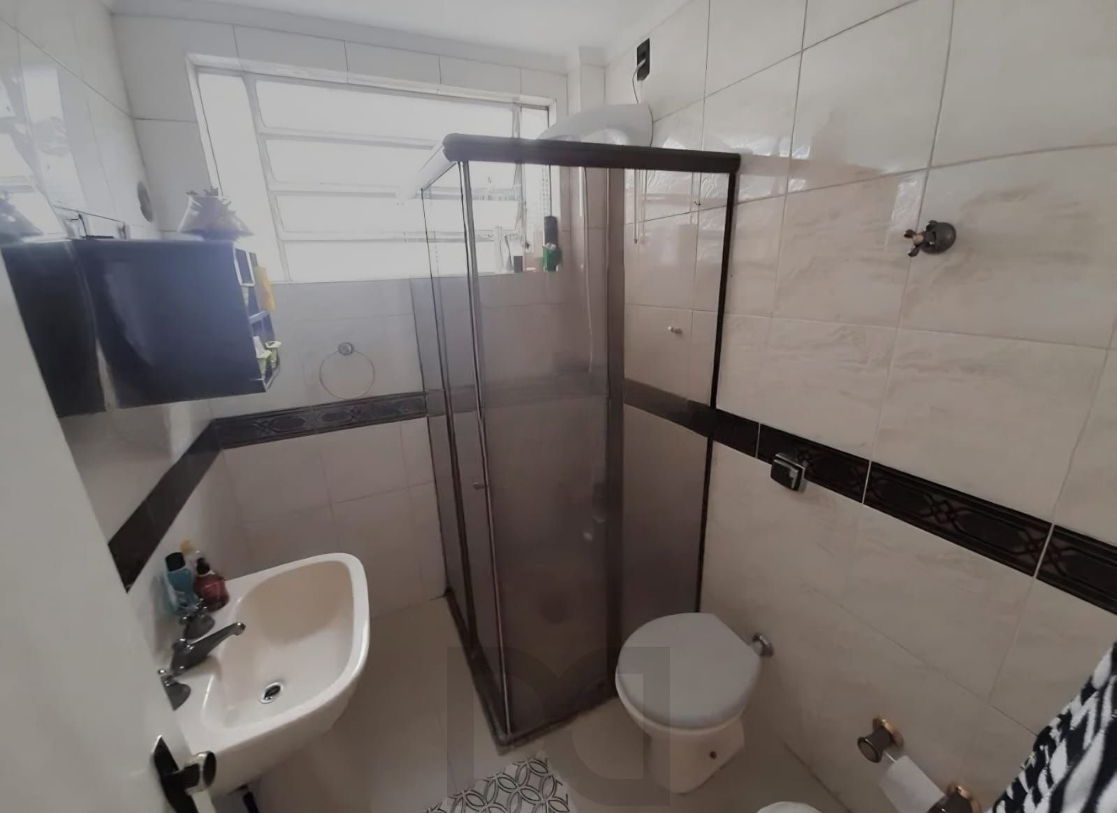 Edifício Aristocrata - Venda de apartamento com 2 dormitórios no bairro Petrópolis. — foto 8
