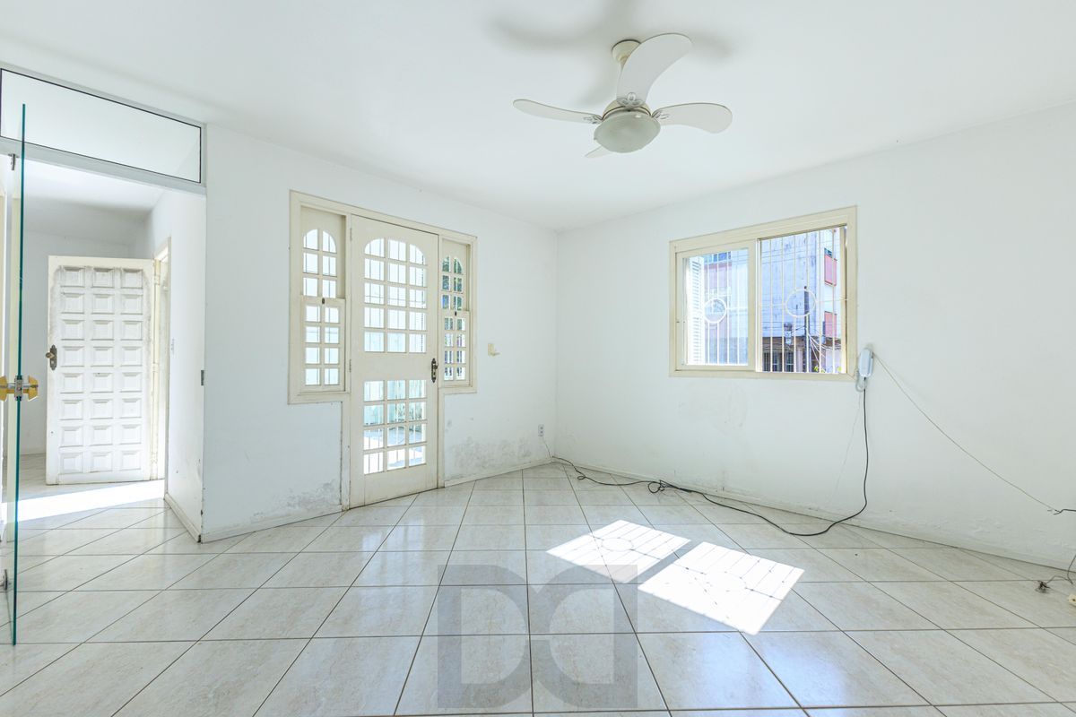 Casa 4 dormitórios Petrópolis — foto 13