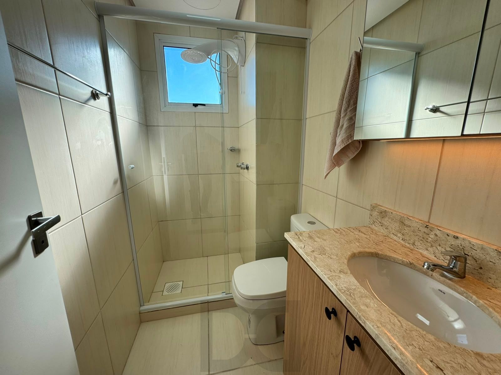 Edifício Summer Residence - Apartamento com 2 dormitórios no bairro Cavalhada. — foto 15