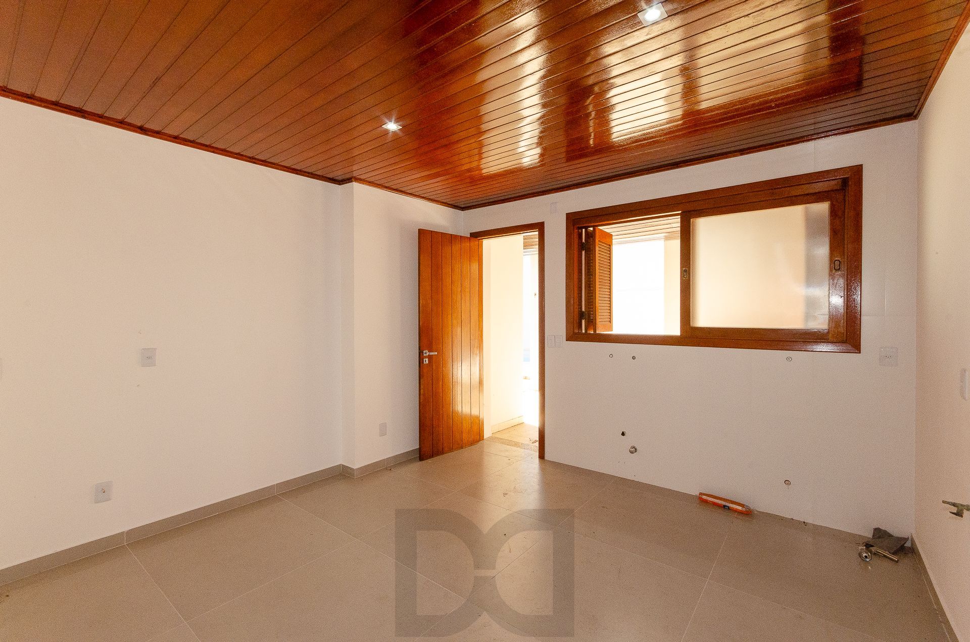 Casa Residencial de 4 Quartos à Venda em Porto Alegre, RS — foto 23