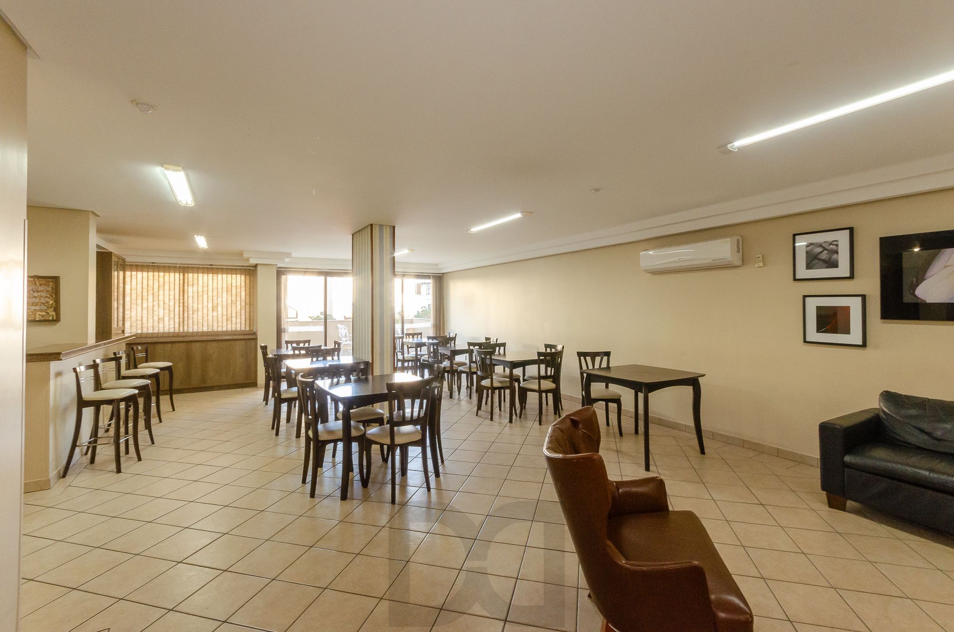 Edifício Portal dos Açorianos - Apartamento Cidade Baixa — foto 34