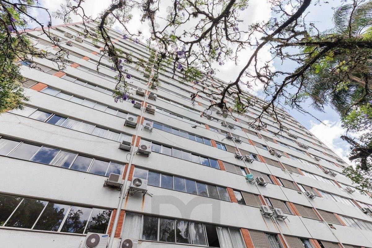 Apartamento de 3 dormitórios próximo ao Grêmio Náutico União — foto 30