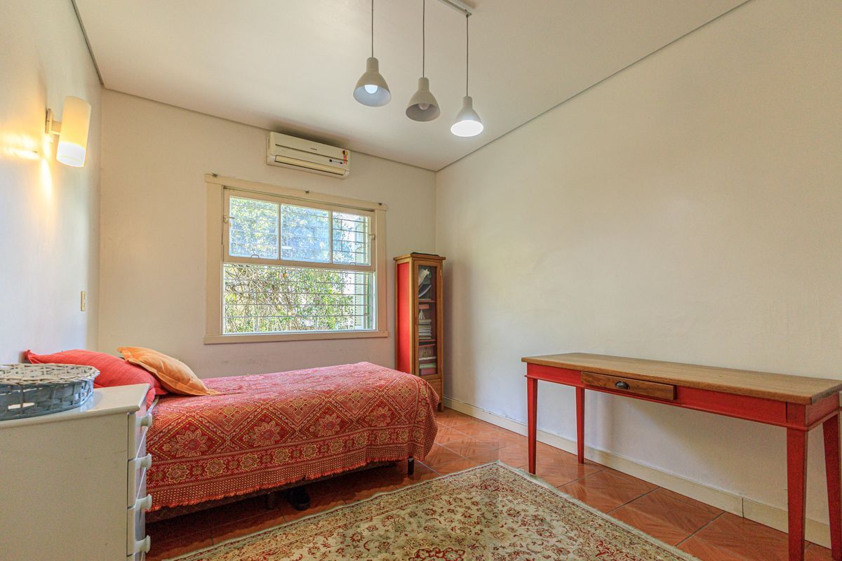 Casa 4 dormitórios Petrópolis — foto 19