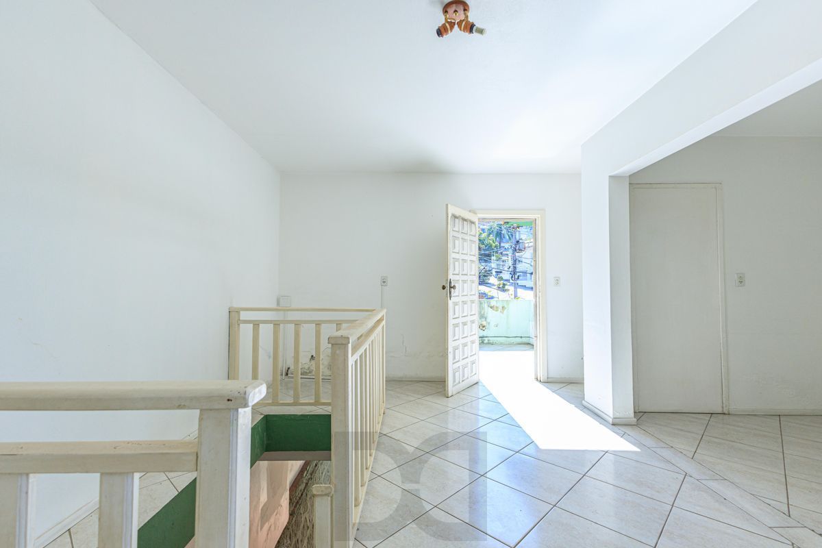 Casa 4 dormitórios Petrópolis — foto 10