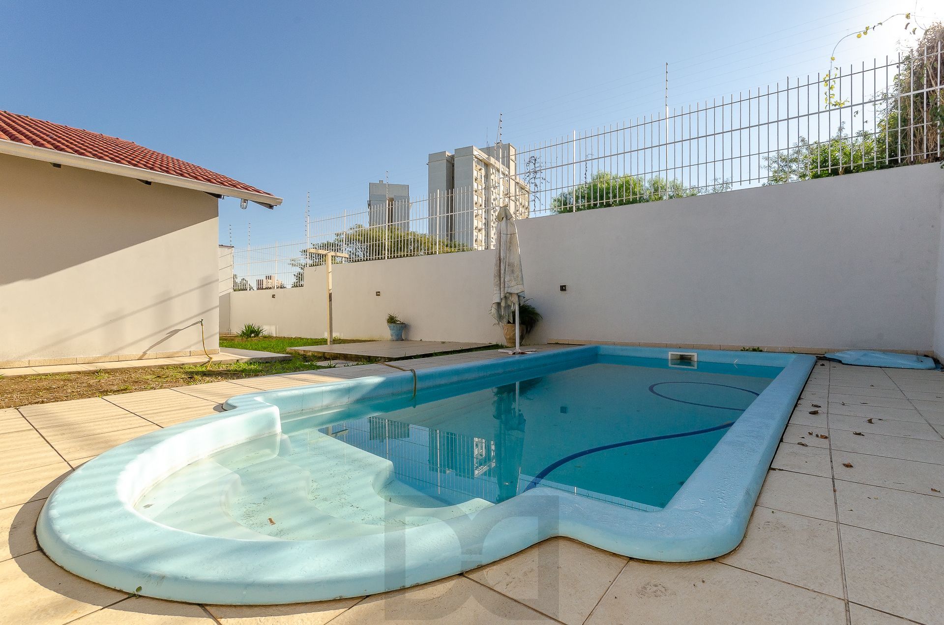 Casa Residencial de 4 Quartos à Venda em Porto Alegre, RS — foto 30