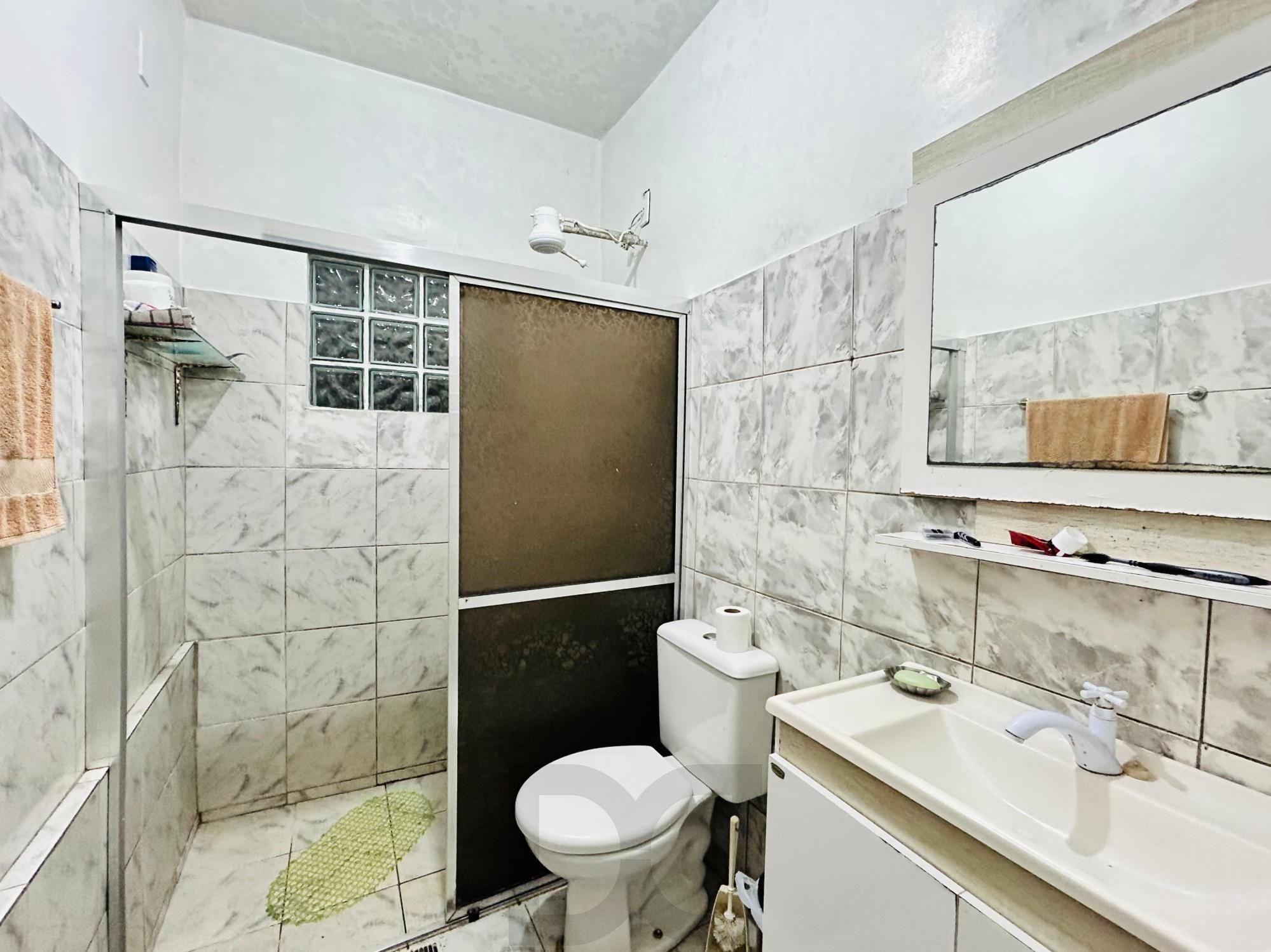 Casa de 2 dormitórios com duas vagas no Bairro Lomba do Pinheiro — foto 19