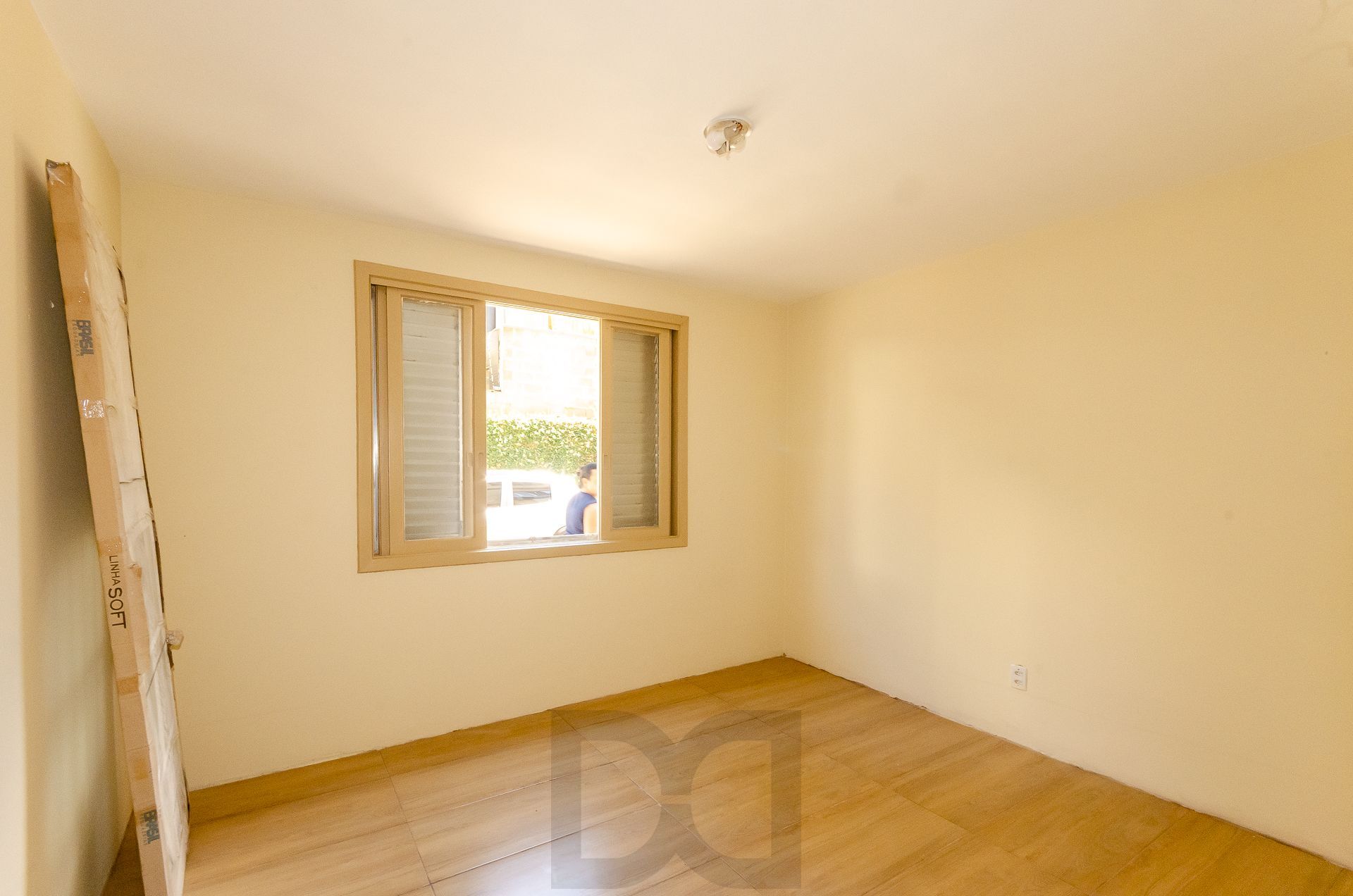 Edifício Dom Fernando Apartamento com 2 dormitórios com pátio e vaga de garagem no Partenon — foto 12