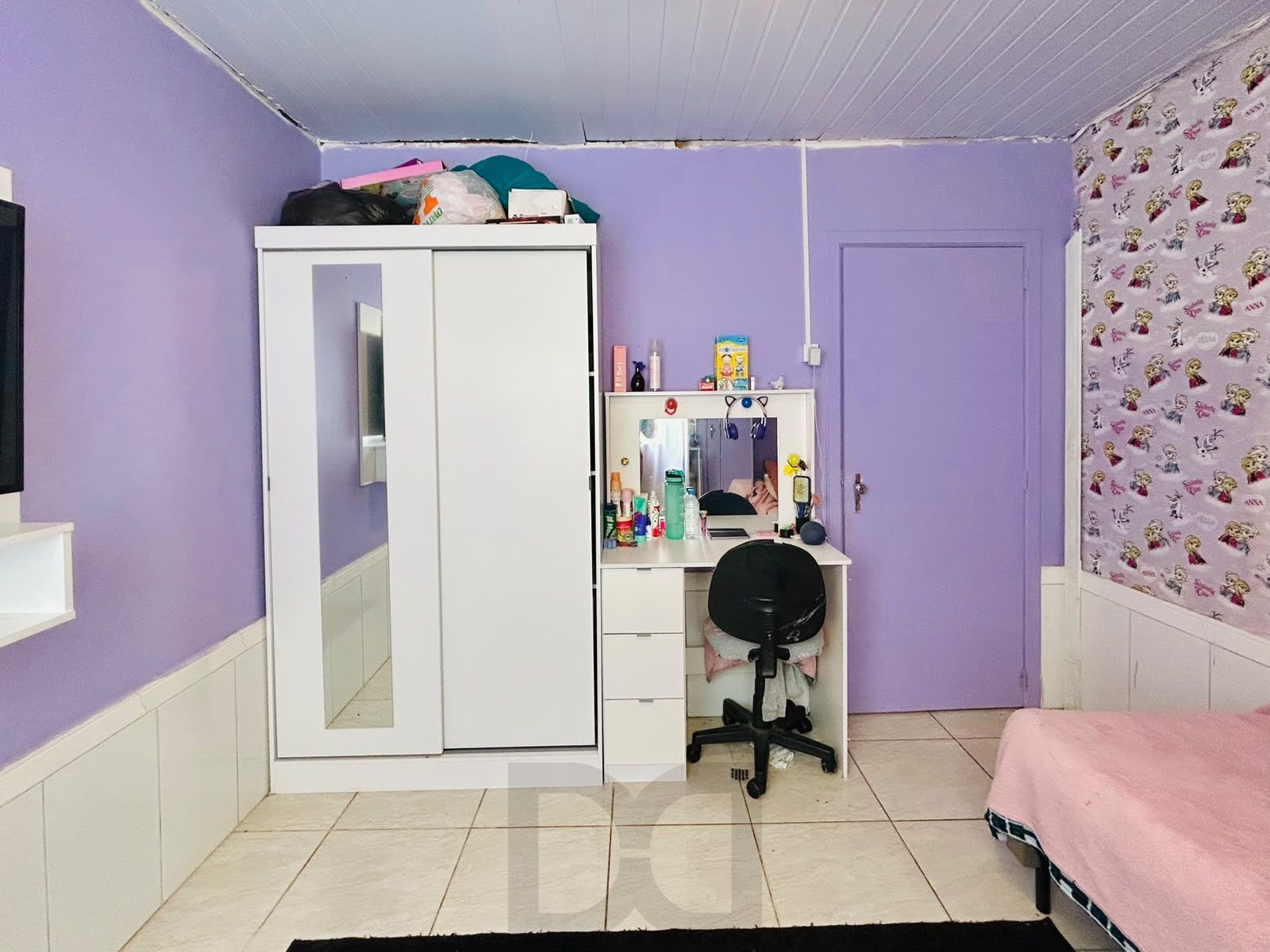 Casa 3 dormitórios com Suíte, Piscina e Salão de Festas — foto 32