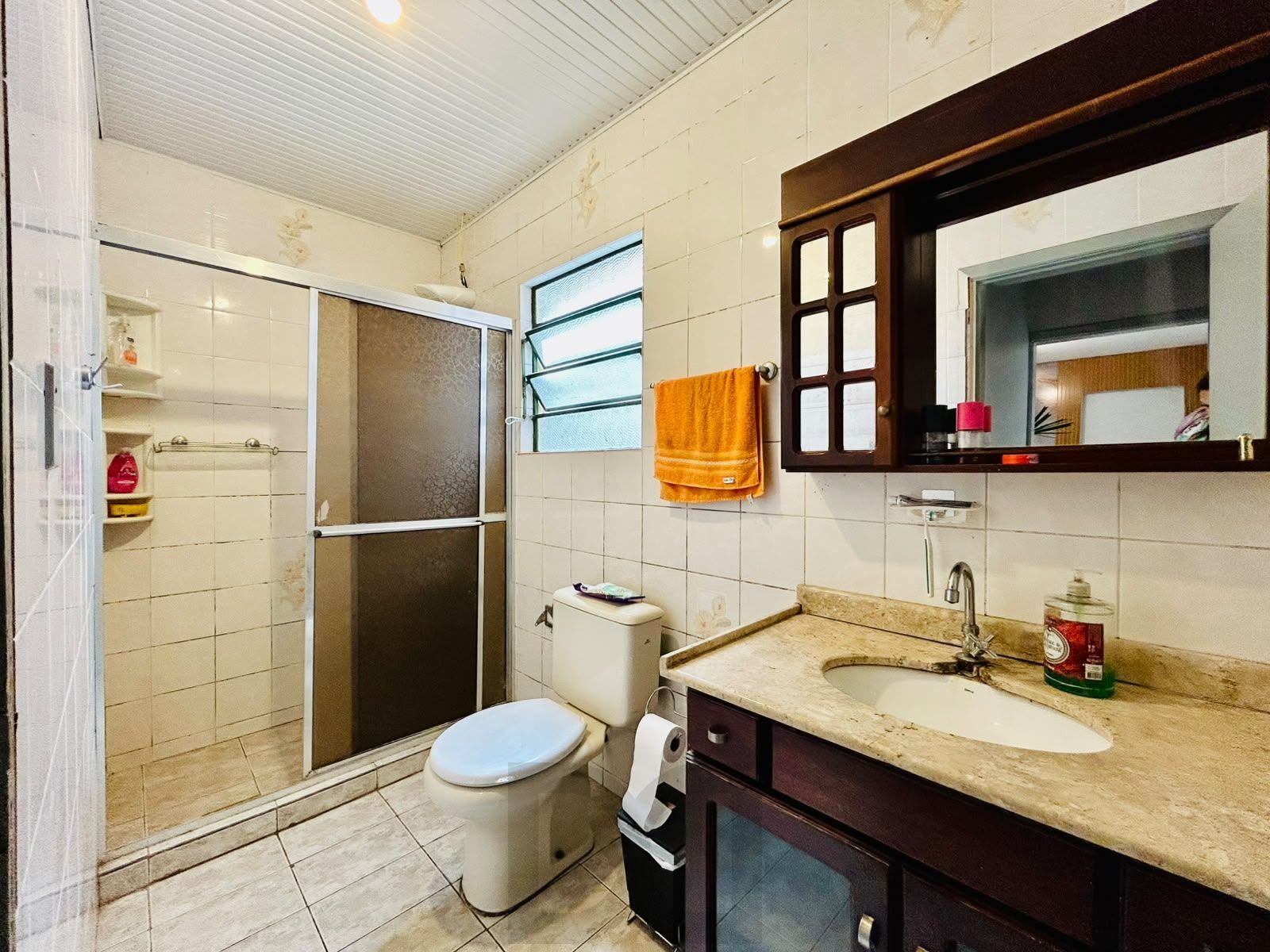 Casa 3 dormitórios com Suíte, Piscina e Salão de Festas — foto 28