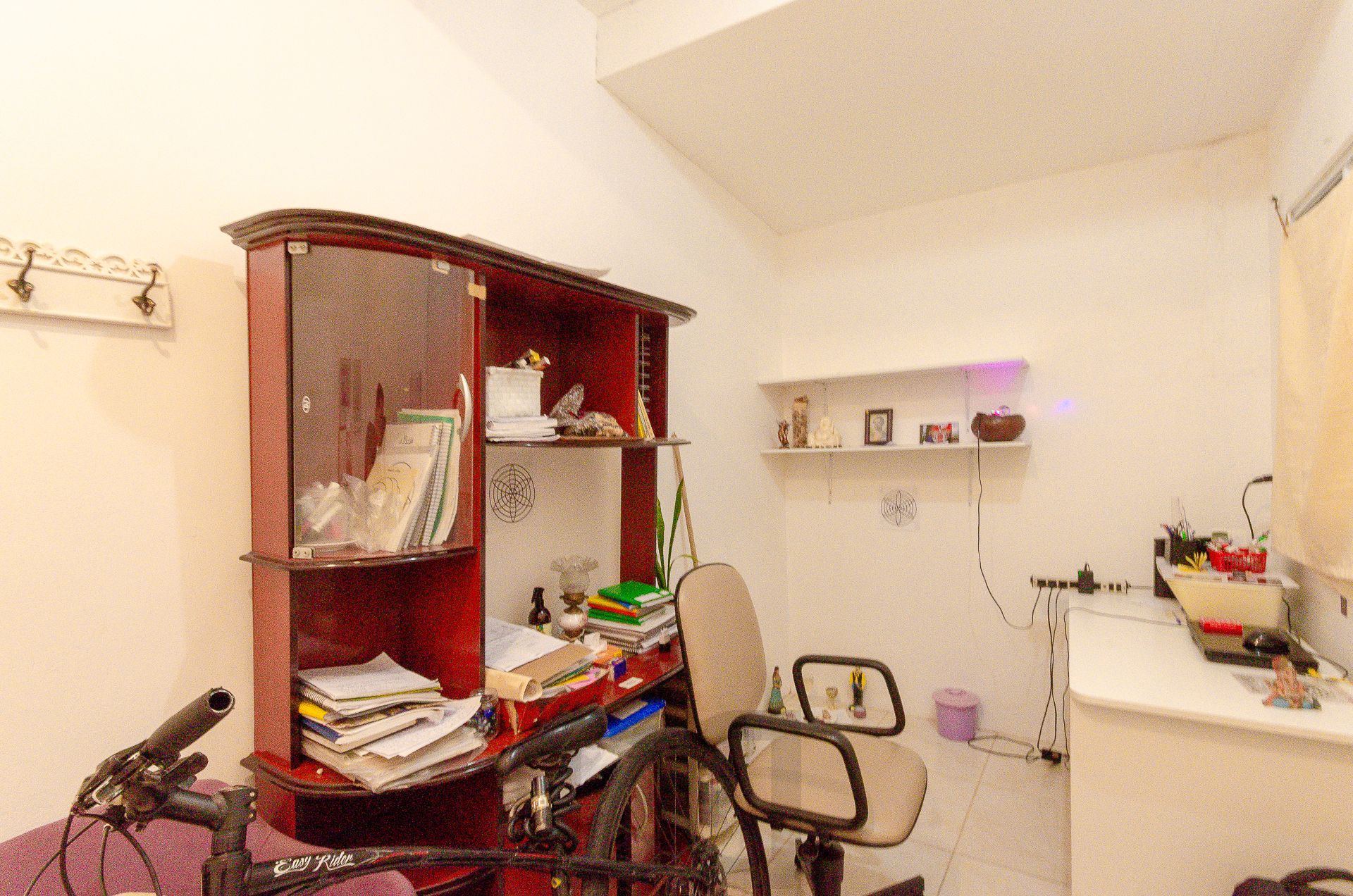 Apartamento de 1 Dormitório com Dependência de Empregada no bairro Petrópolis — foto 22