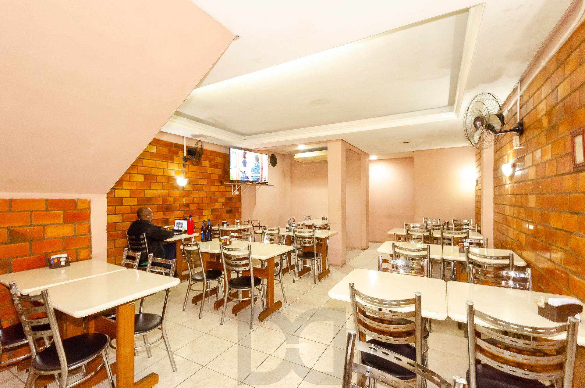 Prédio inteiro à venda 400m² no bairro Centro Histórico — foto 19