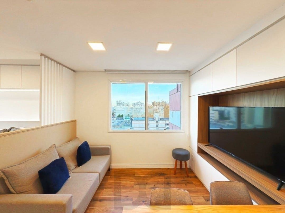 Studio CB - totalmente mobiliado no bairro Cidade Baixa — foto 1
