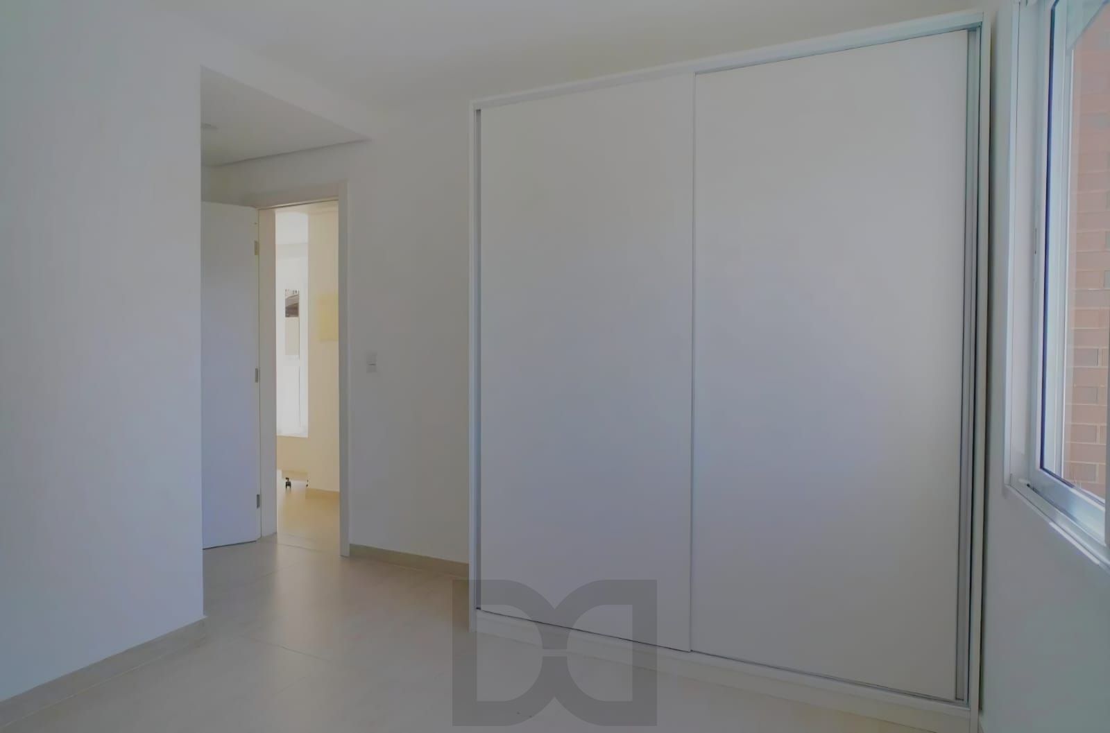 Edifício Jules Verne - Venda de apartamento com 02 dormitórios no bairro Petrópolis — foto 7