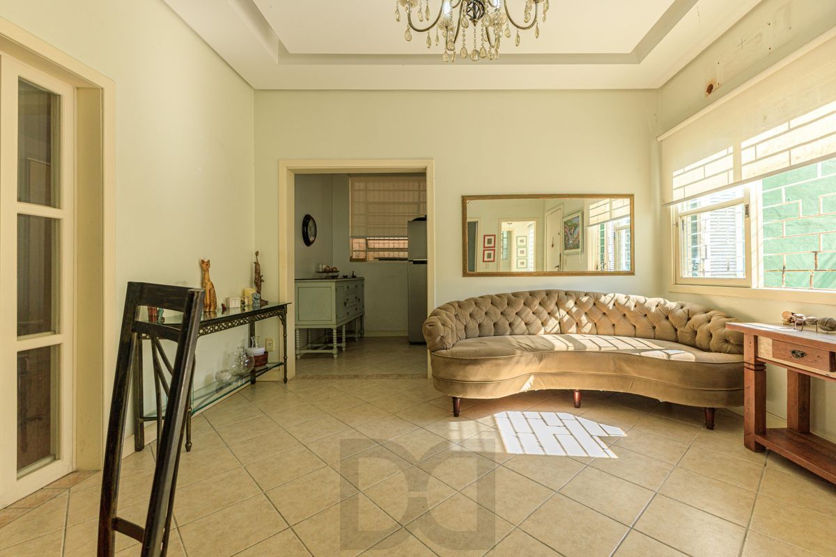 Casa 4 dormitórios Petrópolis — foto 8
