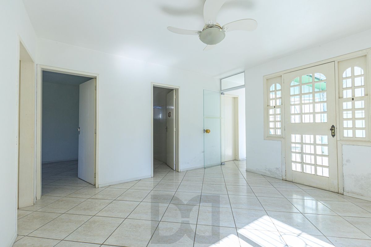 Casa 4 dormitórios Petrópolis — foto 14