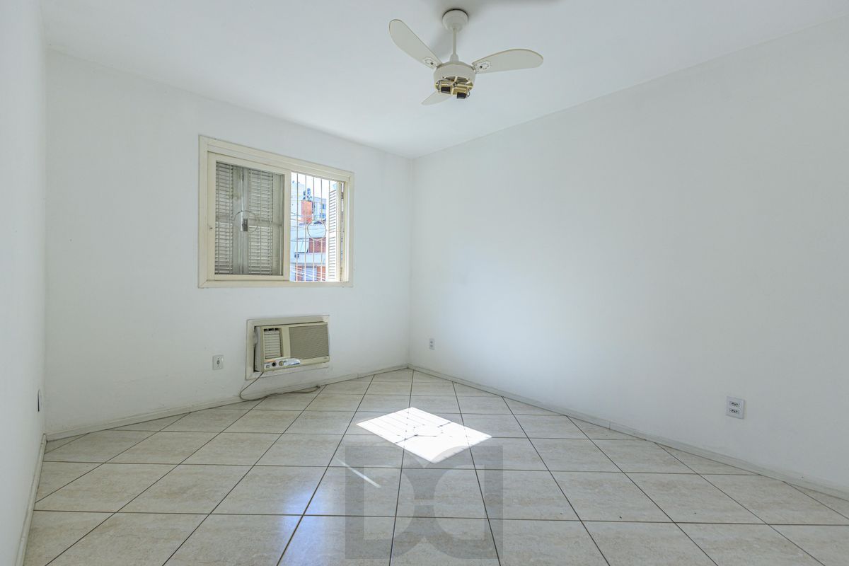 Casa 4 dormitórios Petrópolis — foto 21