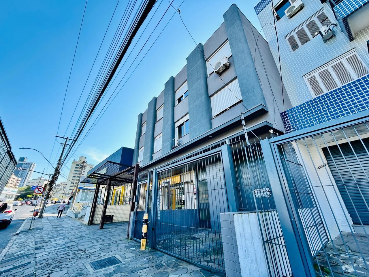 Edifício San Remo - Apartamento de 2 dormitórios no bairro Chácara das Pedras — foto 22