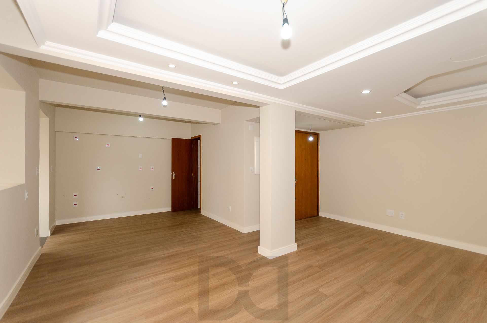 Edifício Itajubá - Apartamento a venda com 3 dormitórios no Bairro Menino Deus — foto 5