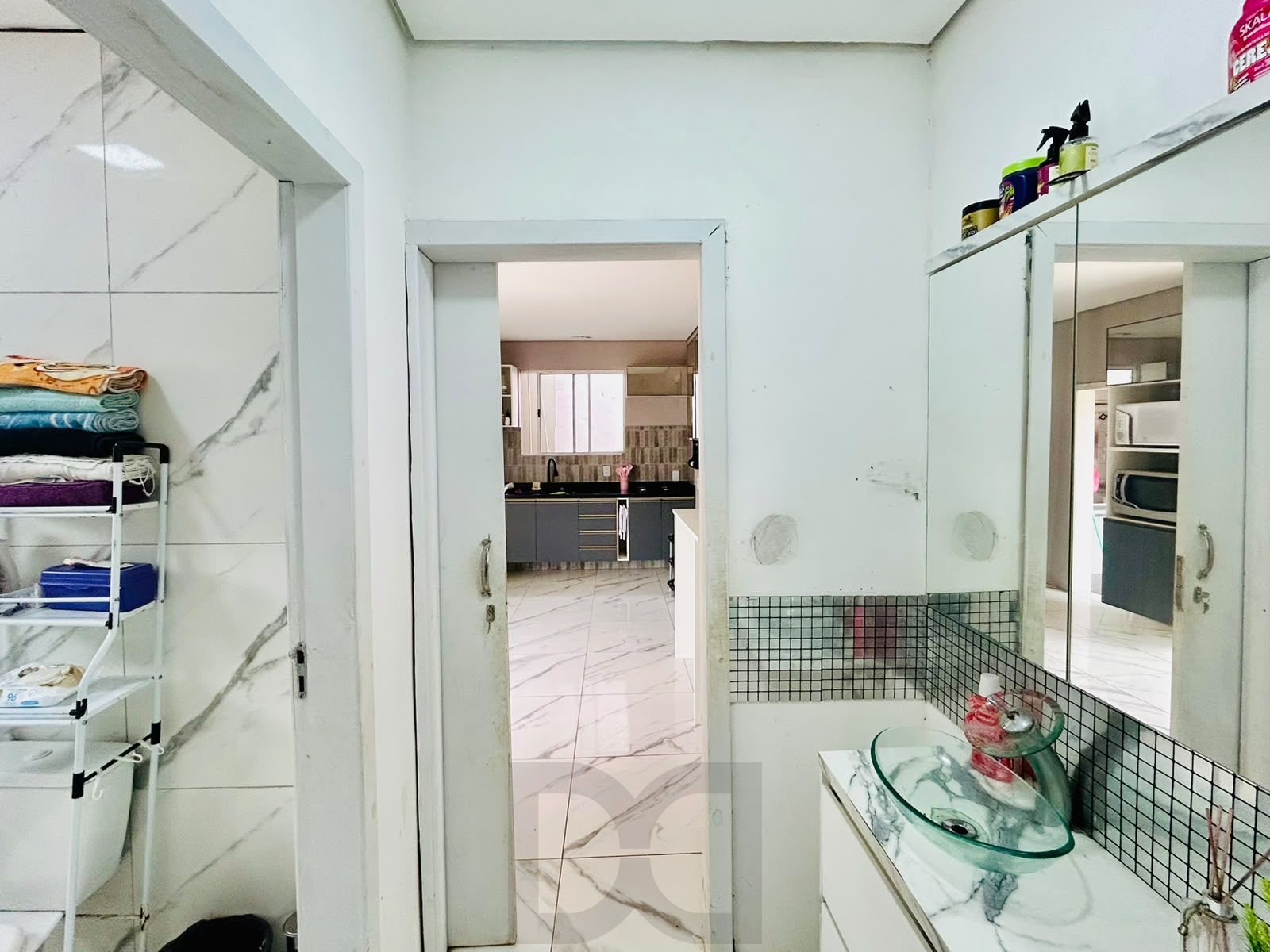 Casa 3 dormitórios com Suíte, Piscina e Salão de Festas — foto 19