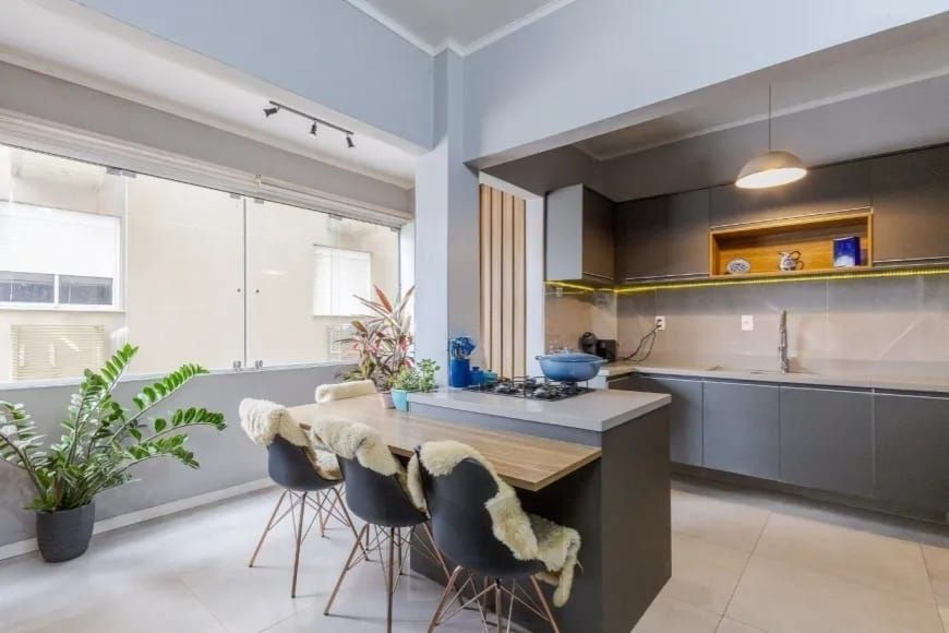 Edifício São Salvador - Apartamento com 1 dormitório a venda no Centro Histórico. — foto 8