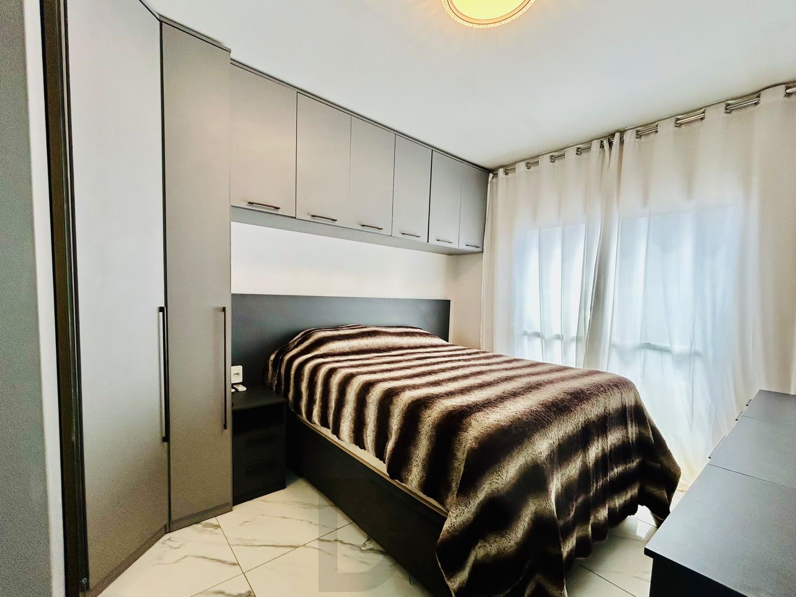 Casa 3 dormitórios com Suíte, Piscina e Salão de Festas — foto 41