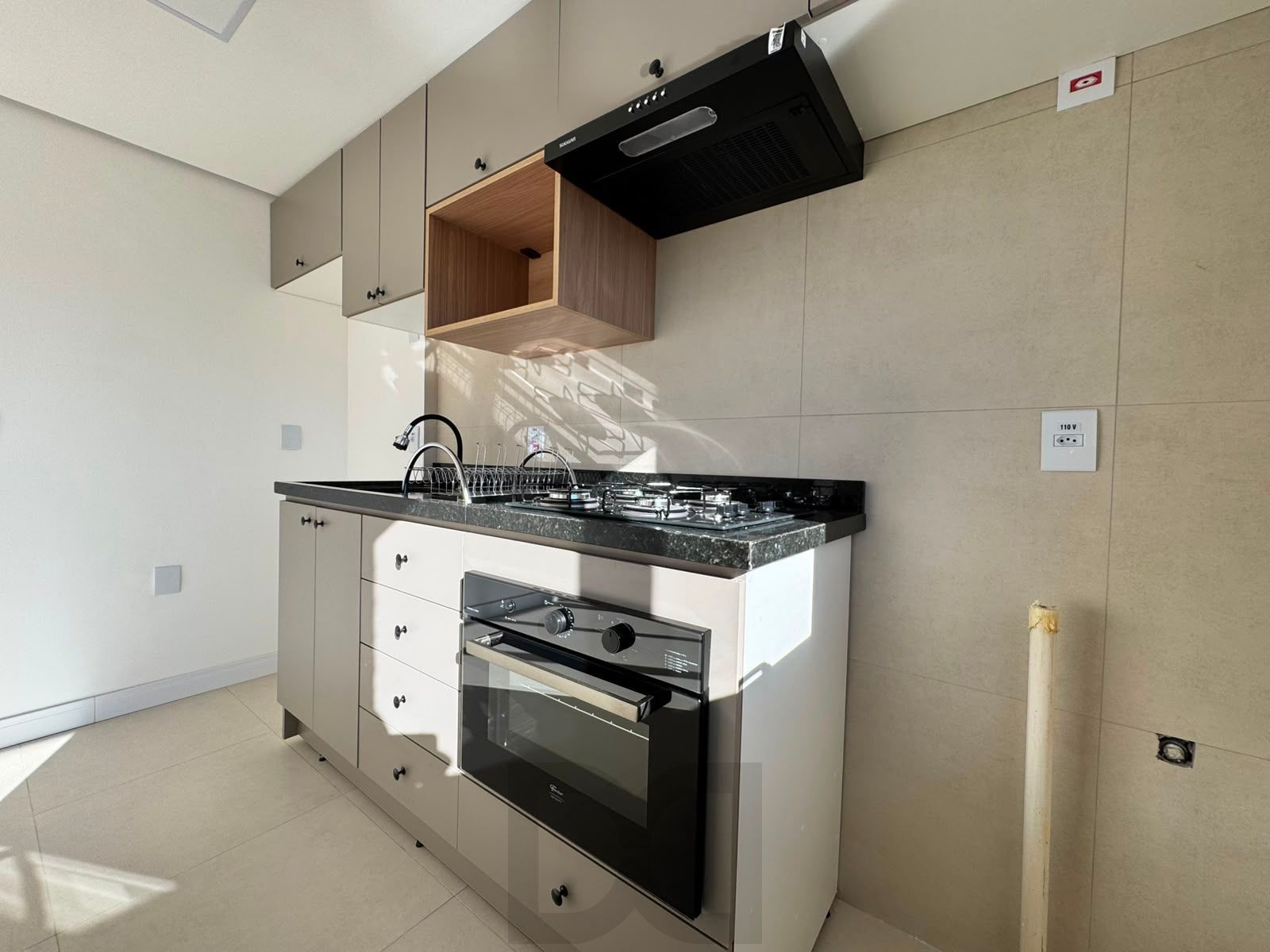 Edifício Summer Residence - Apartamento com 2 dormitórios no bairro Cavalhada. — foto 6