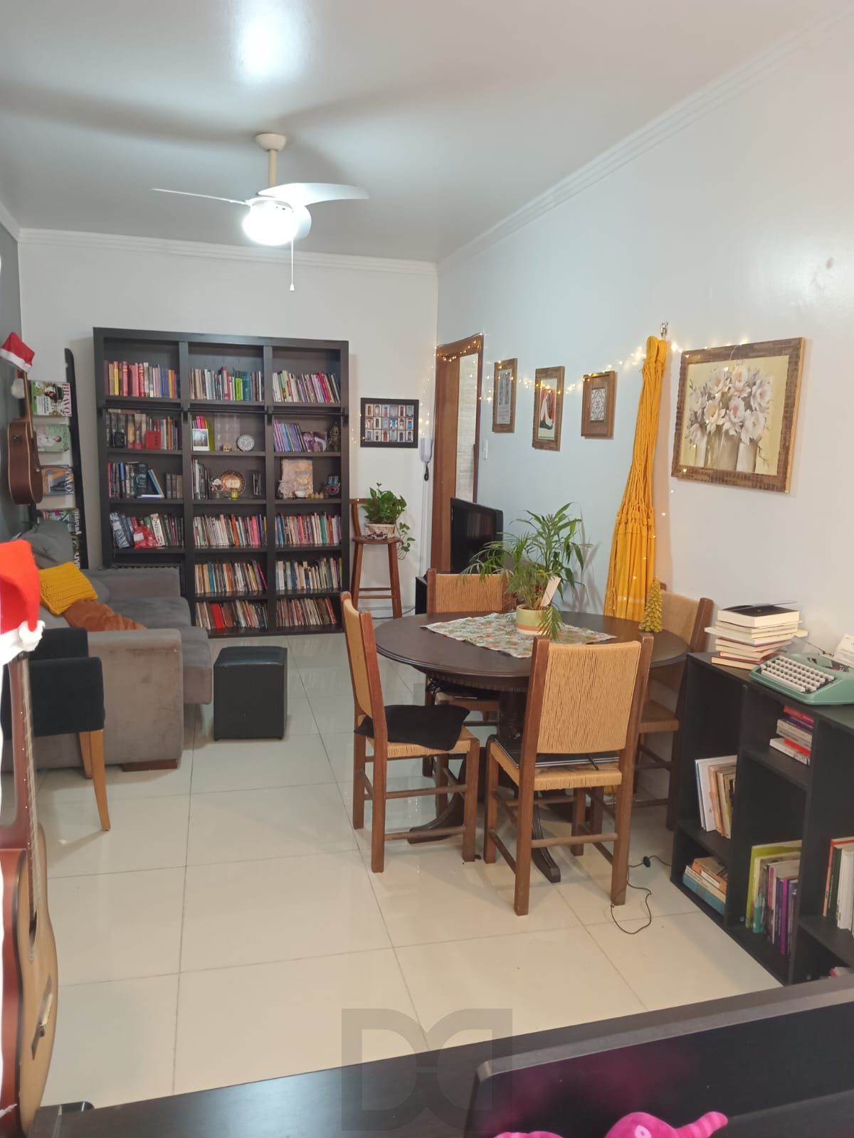 Edifício Lavegas - Apartamento 2 dormitórios Petrópolis — foto 1