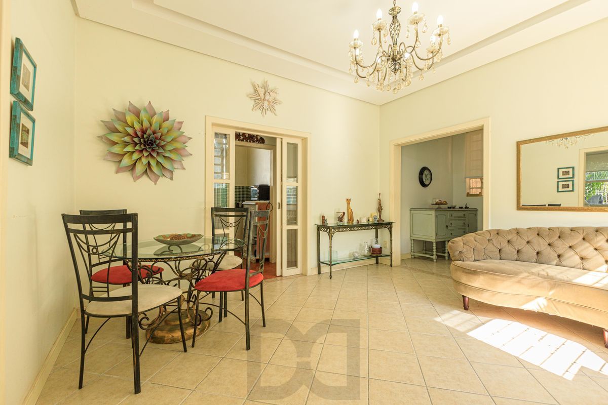 Casa 4 dormitórios Petrópolis — foto 2