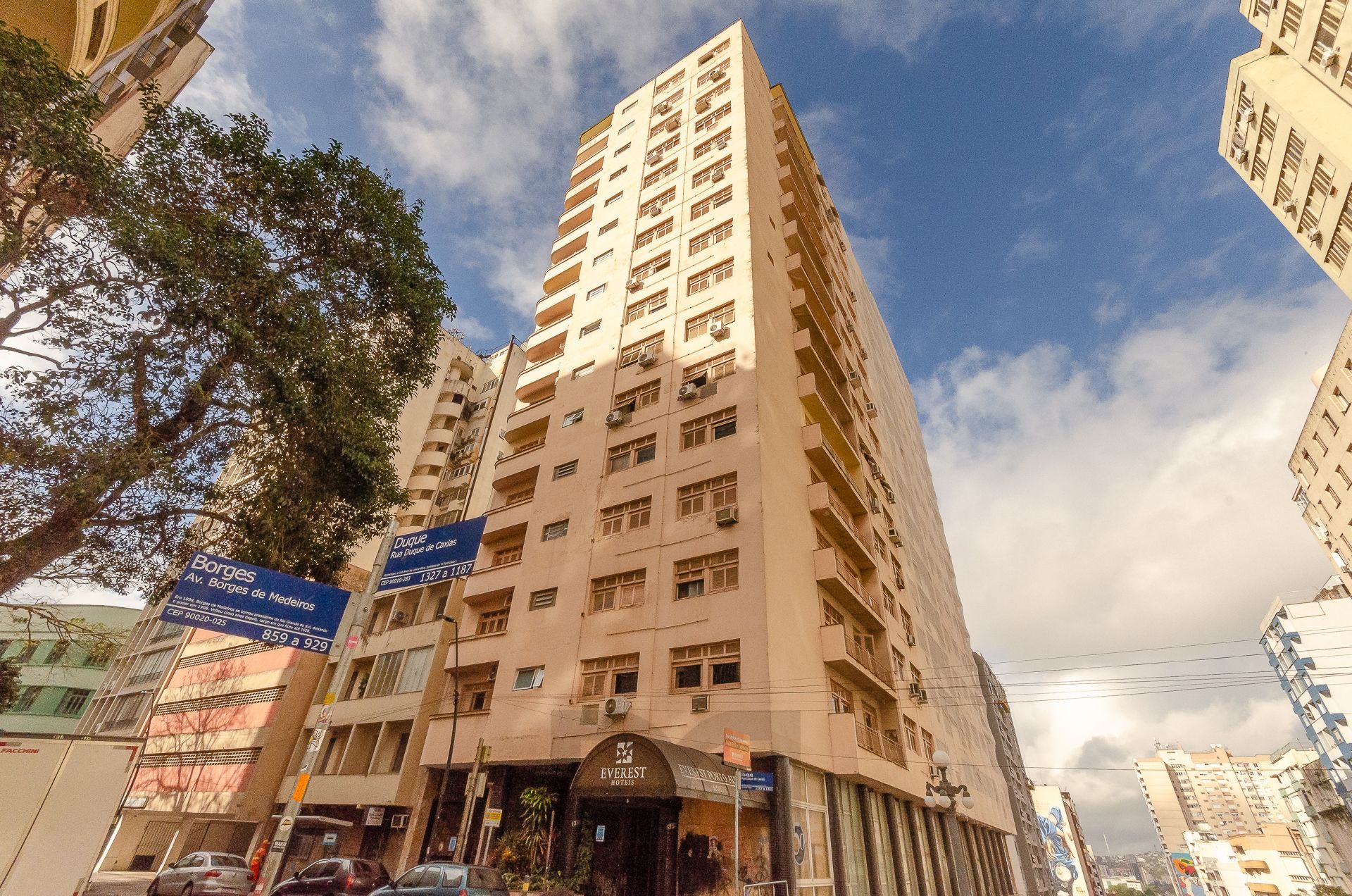 Edifício Everest - Apartamento a venda com 2 dormitórios no Centro Histórico. — foto 36