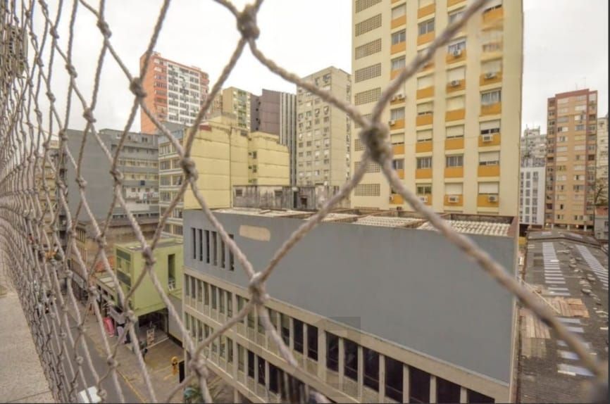 Edifício Pensylvania Apartamento de 3 dormitórios no bairro Centro Histórico — foto 13