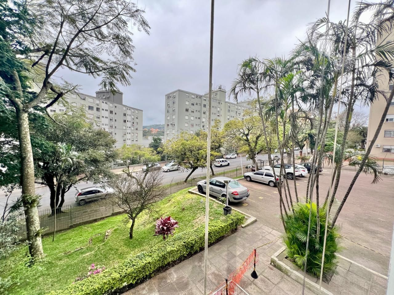 Oportunidade em Porto Alegre: Apartamento com 2 Dormitórios, 1 Vaga no J Sabará — foto 12