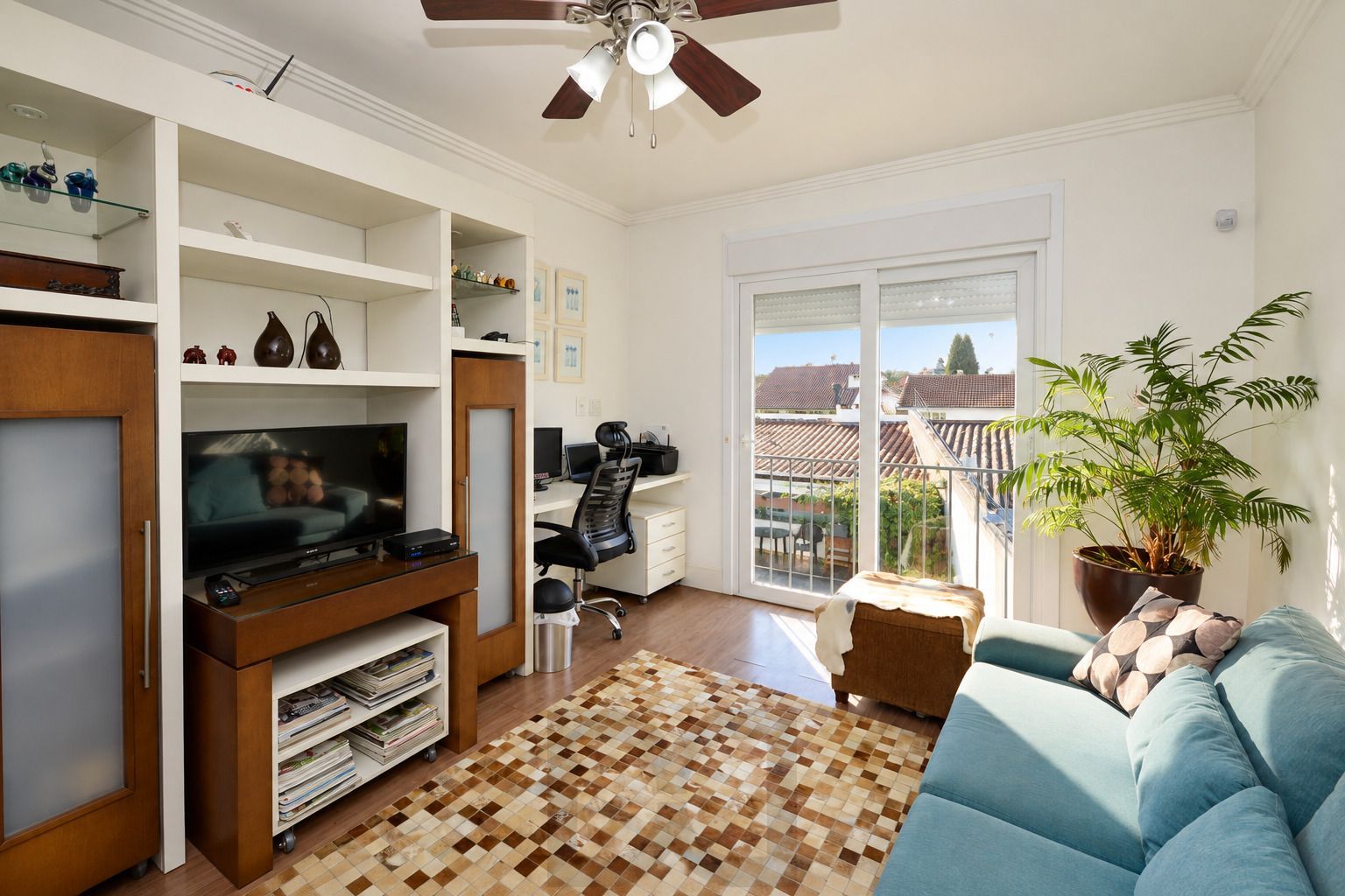 Casa com Piscina, 4 Quartos e 2 Suítes, 4 vagas | 480 m² — foto 8
