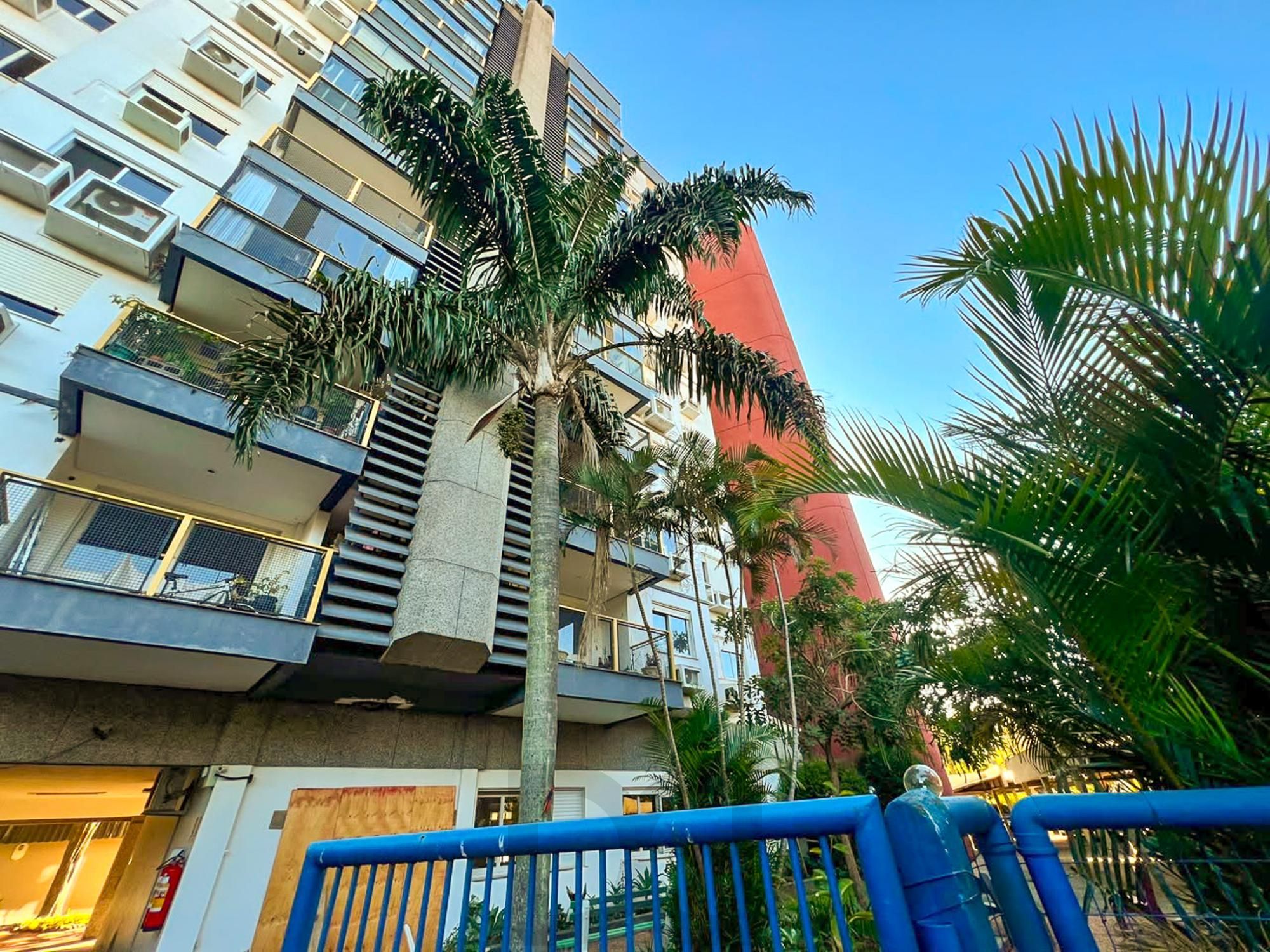 Apartamento 2 Dormitórios, 1 vaga, sacada com churrasqueira à venda-Menino Deus — foto 41