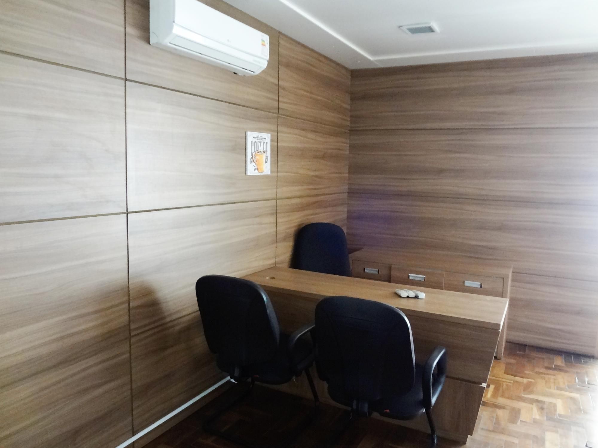 Sala Comercial Mobiliada 80m² – Centro, Prédio 24h com Rooftop — foto 3