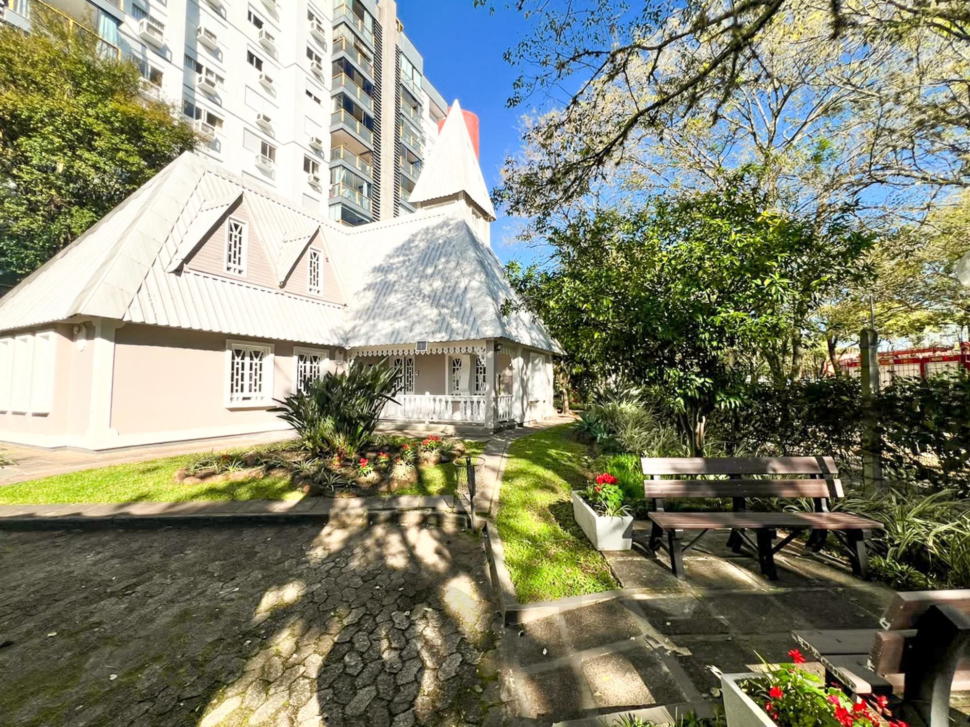 Apartamento 2 Dormitórios, 1 vaga, sacada com churrasqueira à venda-Menino Deus — foto 22