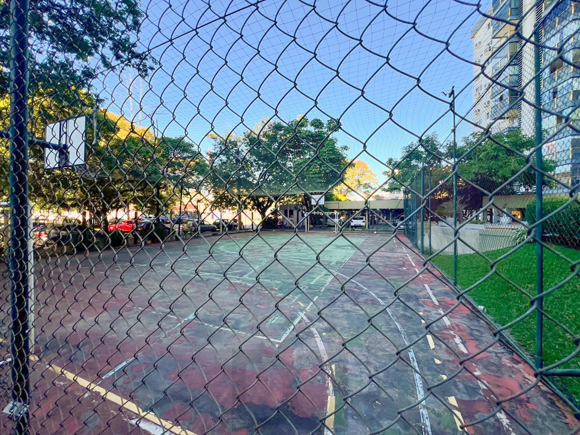 Apartamento 2 Dormitórios, 1 vaga, sacada com churrasqueira à venda-Menino Deus — foto 33