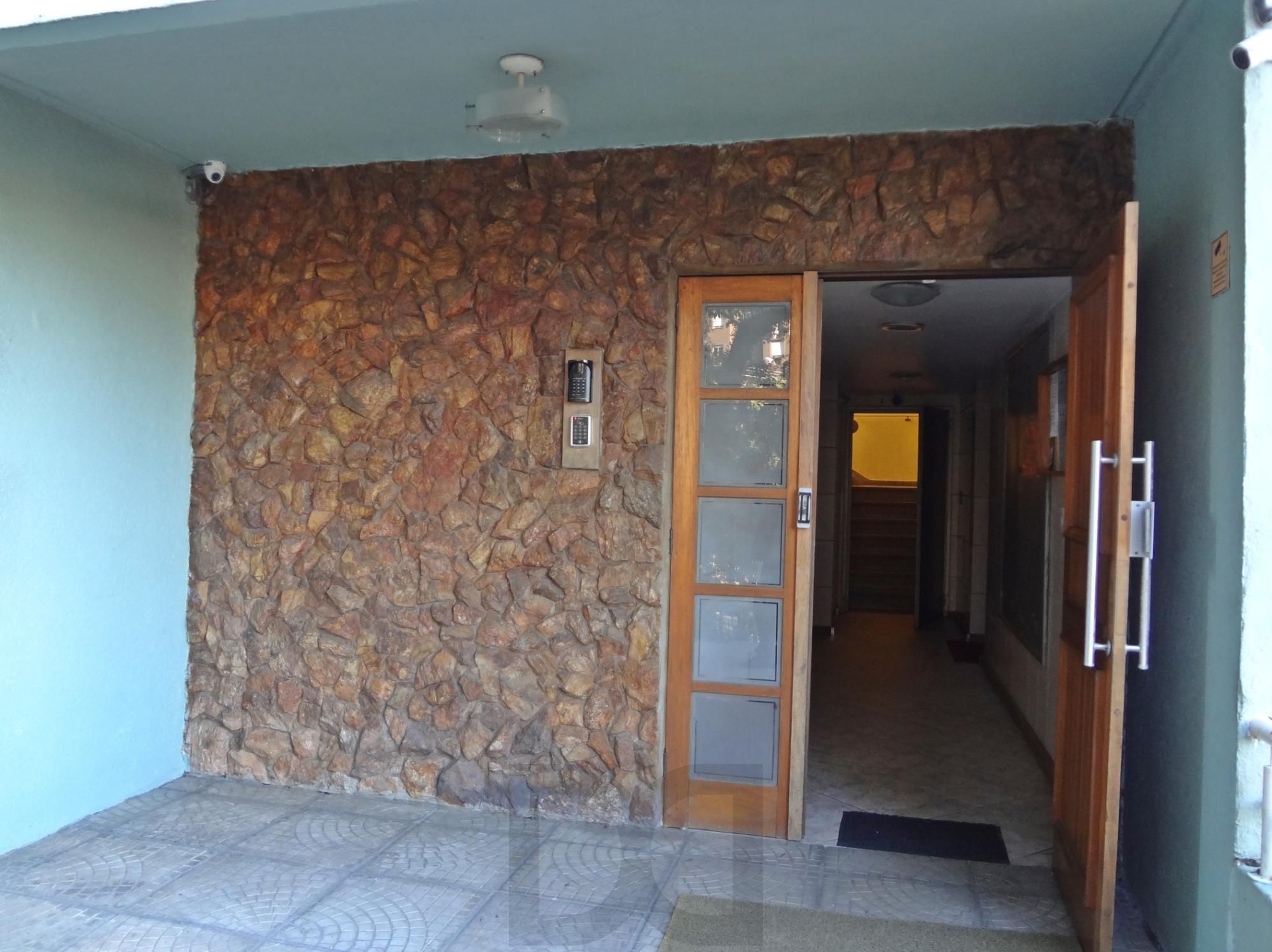 Oportunidade em Porto Alegre: Apartamento com 2 Dormitórios, 1 Vaga no J Sabará — foto 19