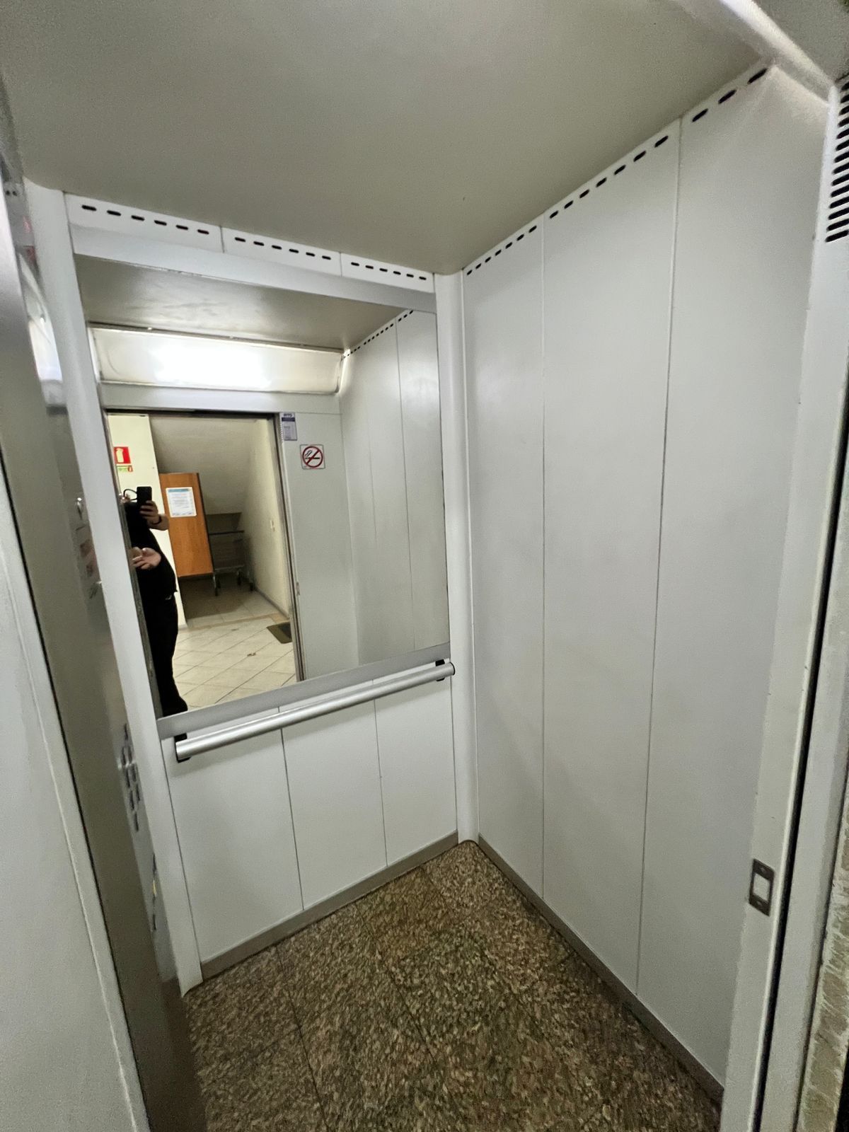 Apartamento 2 quartos com vaga escriturada Av. Cavalhada — foto 15