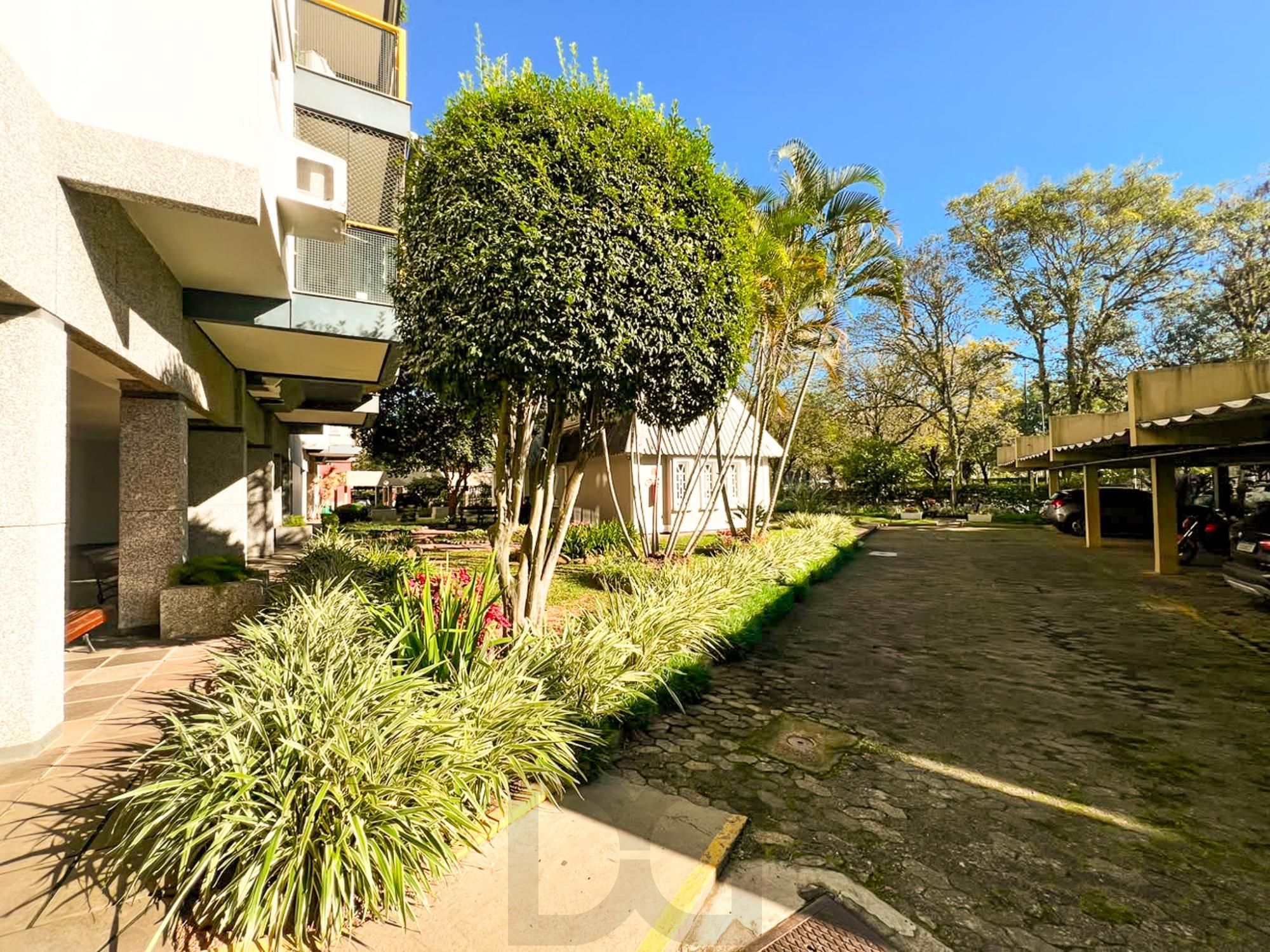 Apartamento 2 Dormitórios, 1 vaga, sacada com churrasqueira à venda-Menino Deus — foto 45