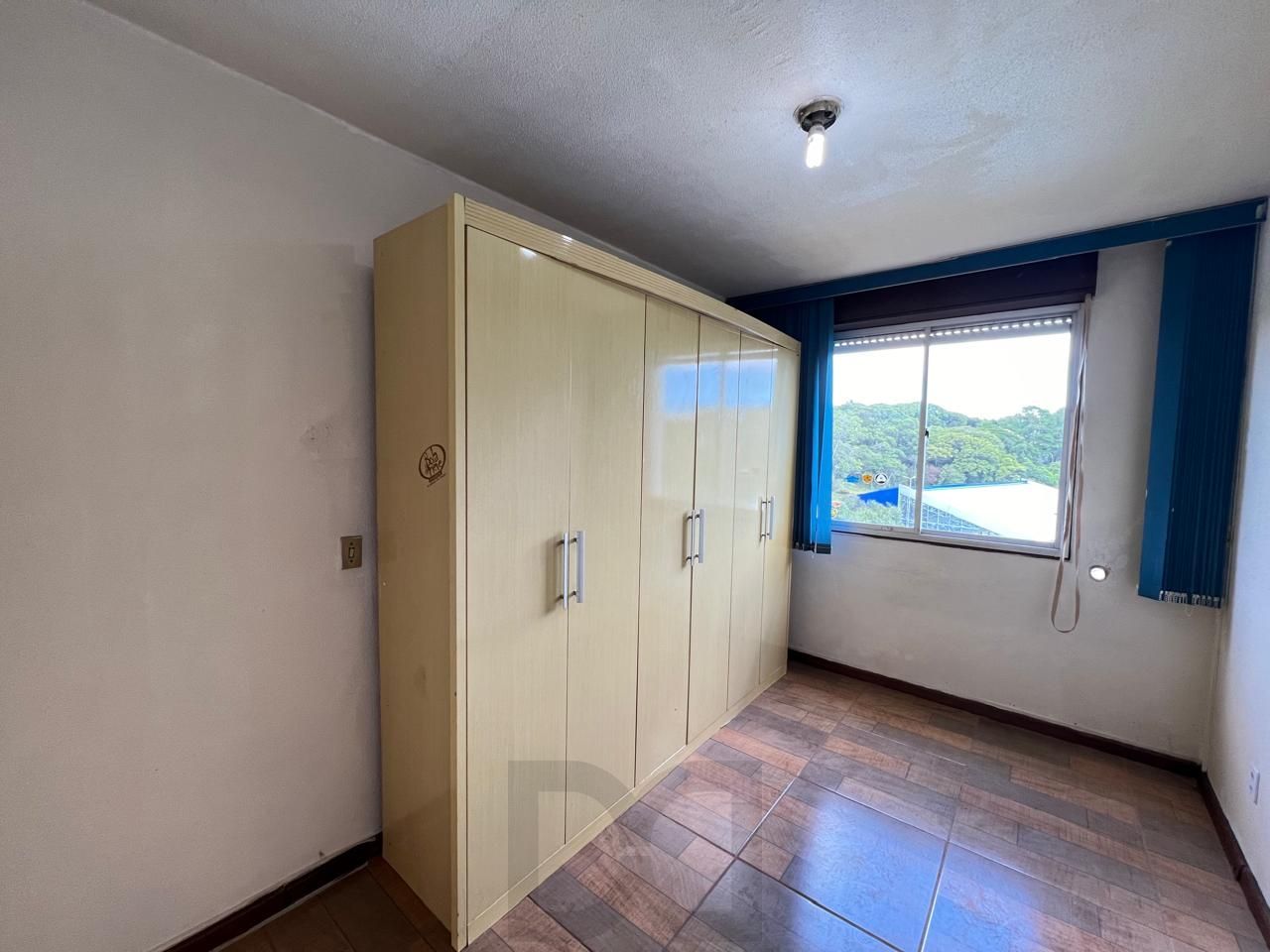 Oportunidade em Porto Alegre: Apartamento com 2 Dormitórios, 1 Vaga no J Sabará — foto 9