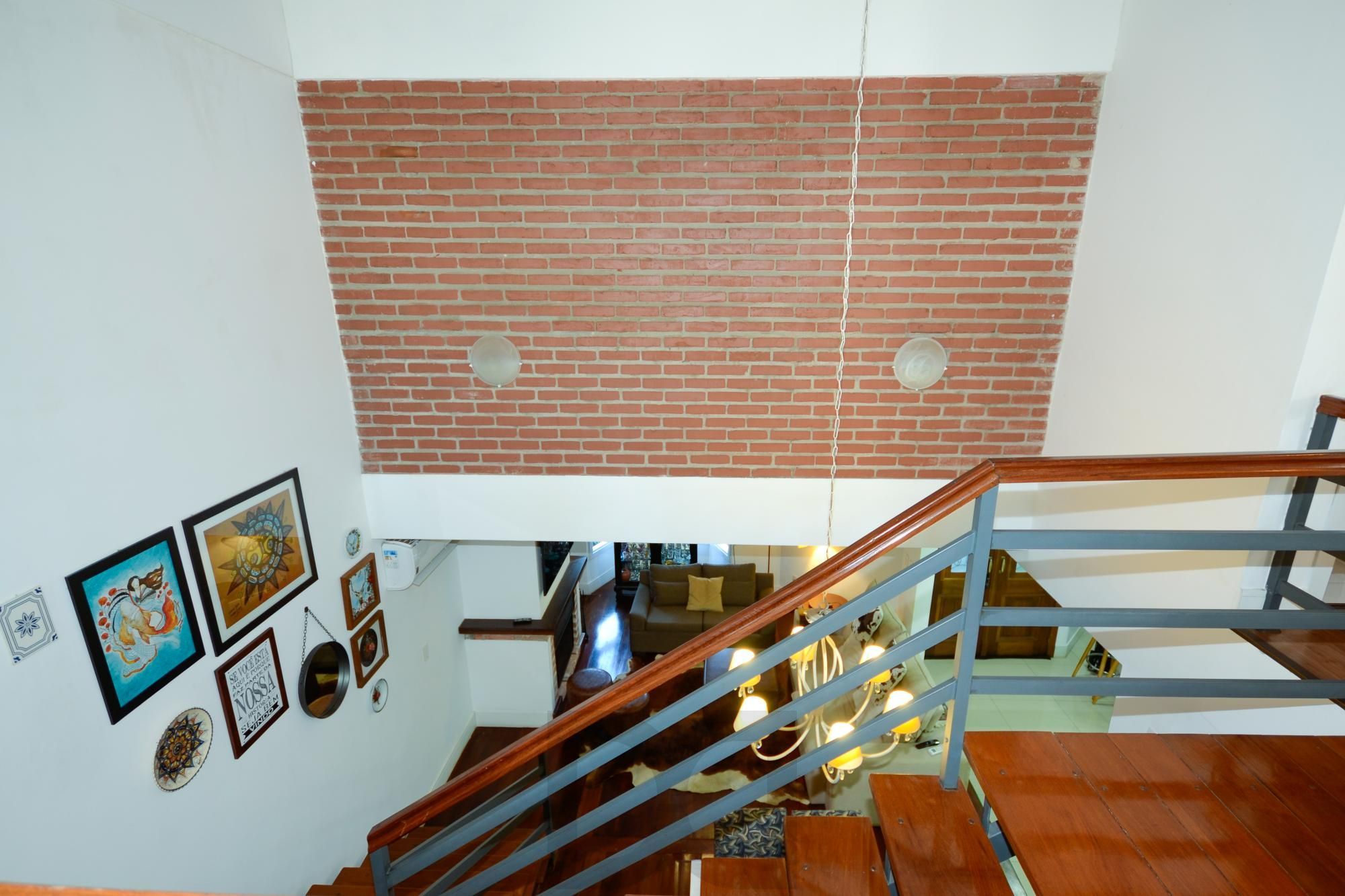 Casa com Piscina, 4 Quartos e 2 Suítes, 4 vagas | 480 m² — foto 9