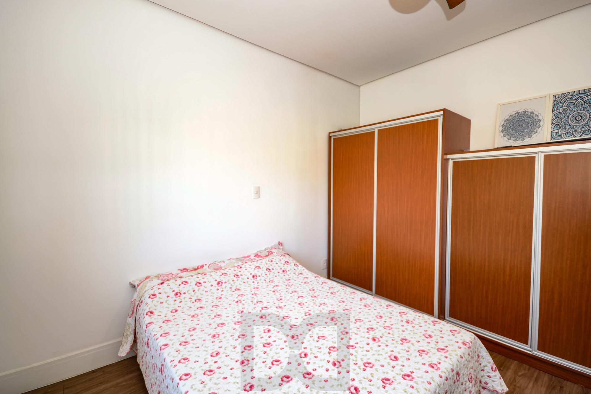 Casa com Piscina, 4 Quartos e 2 Suítes, 4 vagas | 480 m² — foto 22