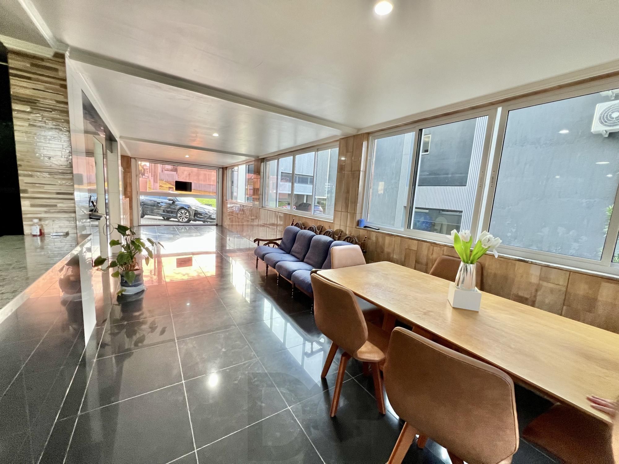 Casa 3 dormitórios com 2 vagas condomínio fechado e lazer completo — foto 13
