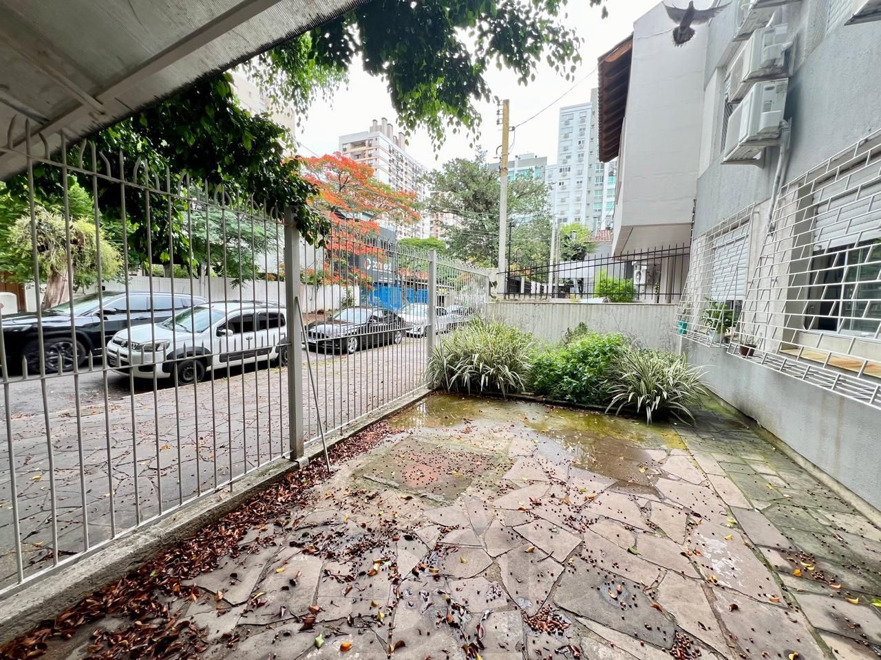 Apartamento térreo 3 quartos, a 500m do Iguatemi – Baixo condomínio! — foto 4