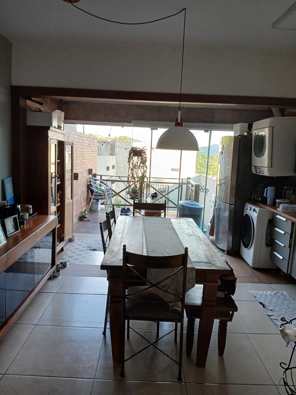 SOBRADO 3 DORMITÓRIOS PARA MORAR NA VILA NOVA COM PATIO ACEITA FINANCIAMENTO — foto 4