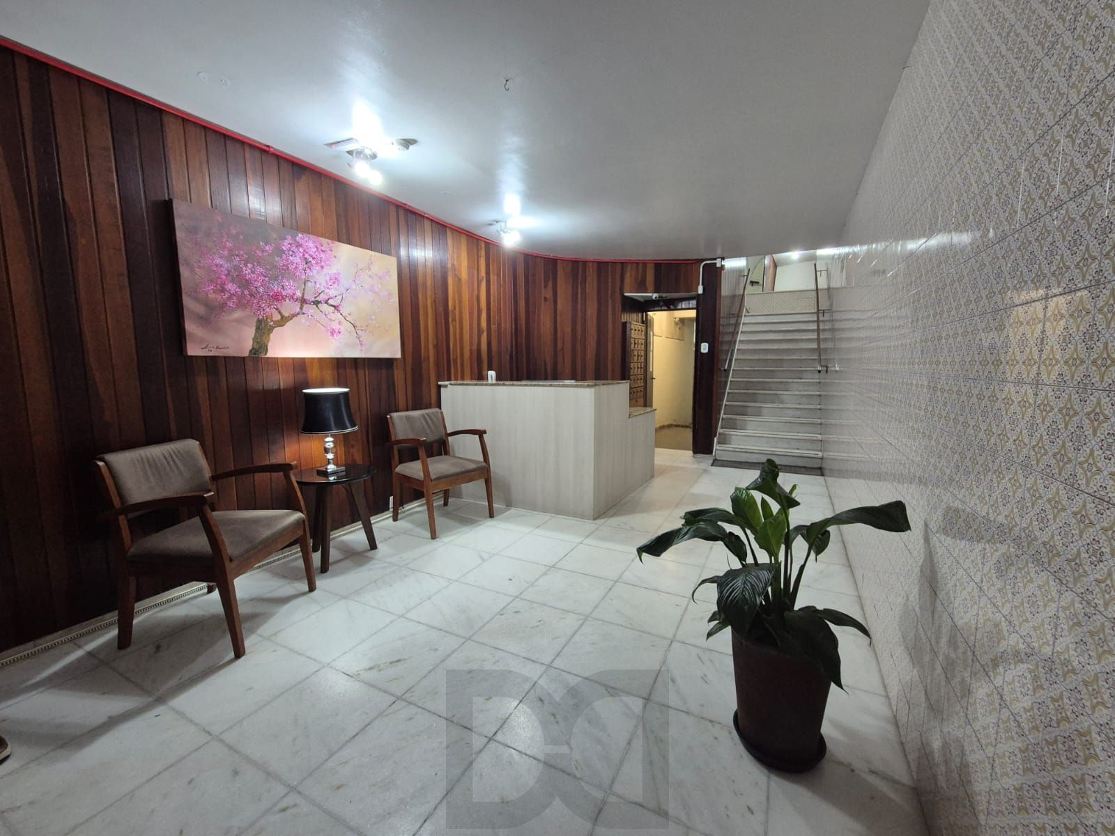 Apartamento 3 Dormitórios com Suíte no Santana em Frente ao HCPA — foto 2
