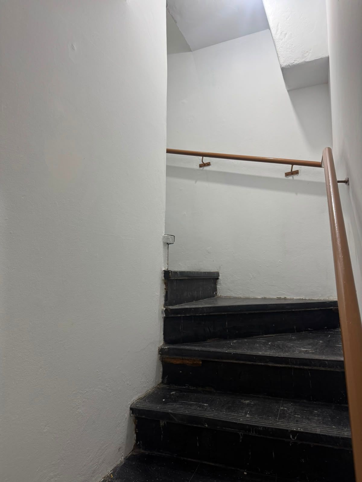 PRÉDIO COMERCIAL NO CORAÇÃO DO CENTRO HISTÓRICO — PORTO ALEGRE — foto 10