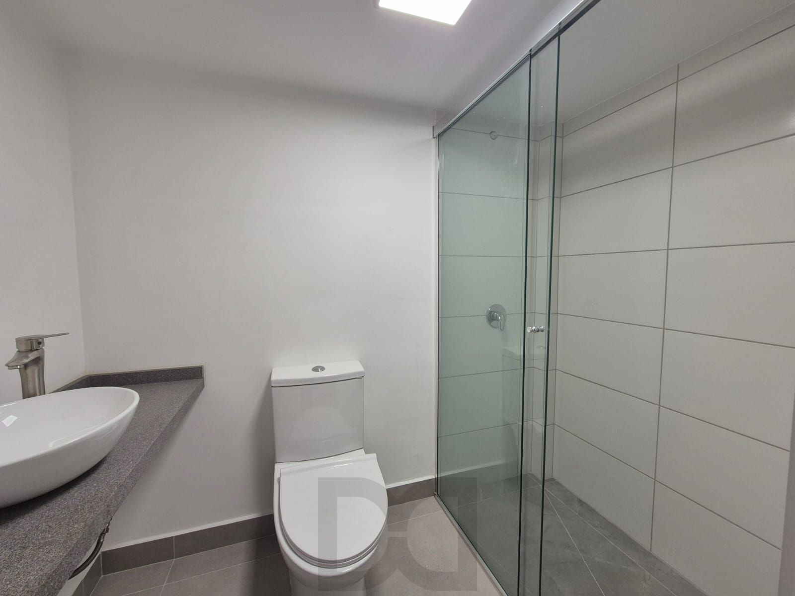 Apartamento 3 Dormitórios com Suíte no Santana em Frente ao HCPA — foto 6