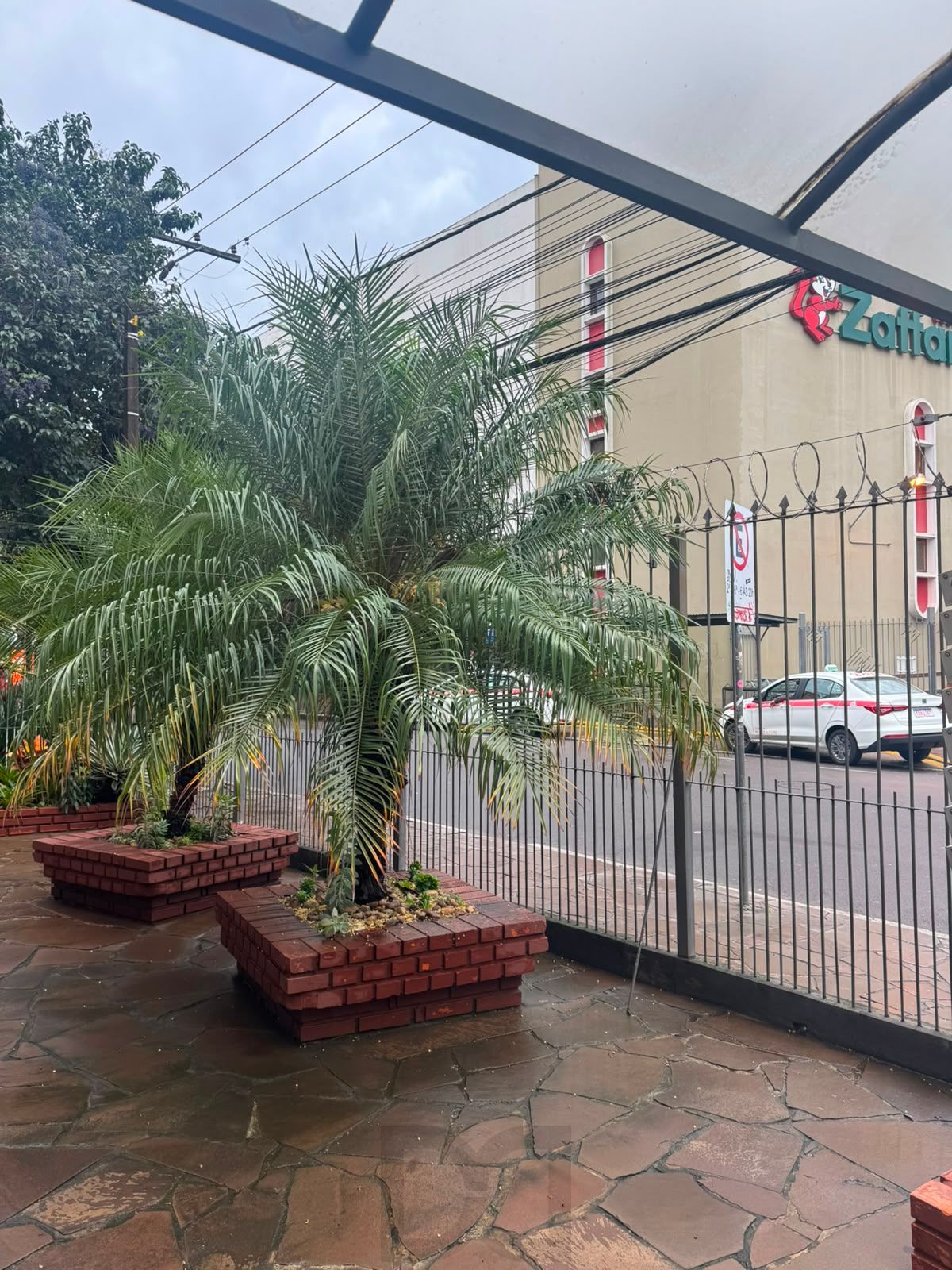 APARTAMENTO 2 DORM REFORMADO FRENTE ZAFFARI CIDADE BAIXA — foto 13