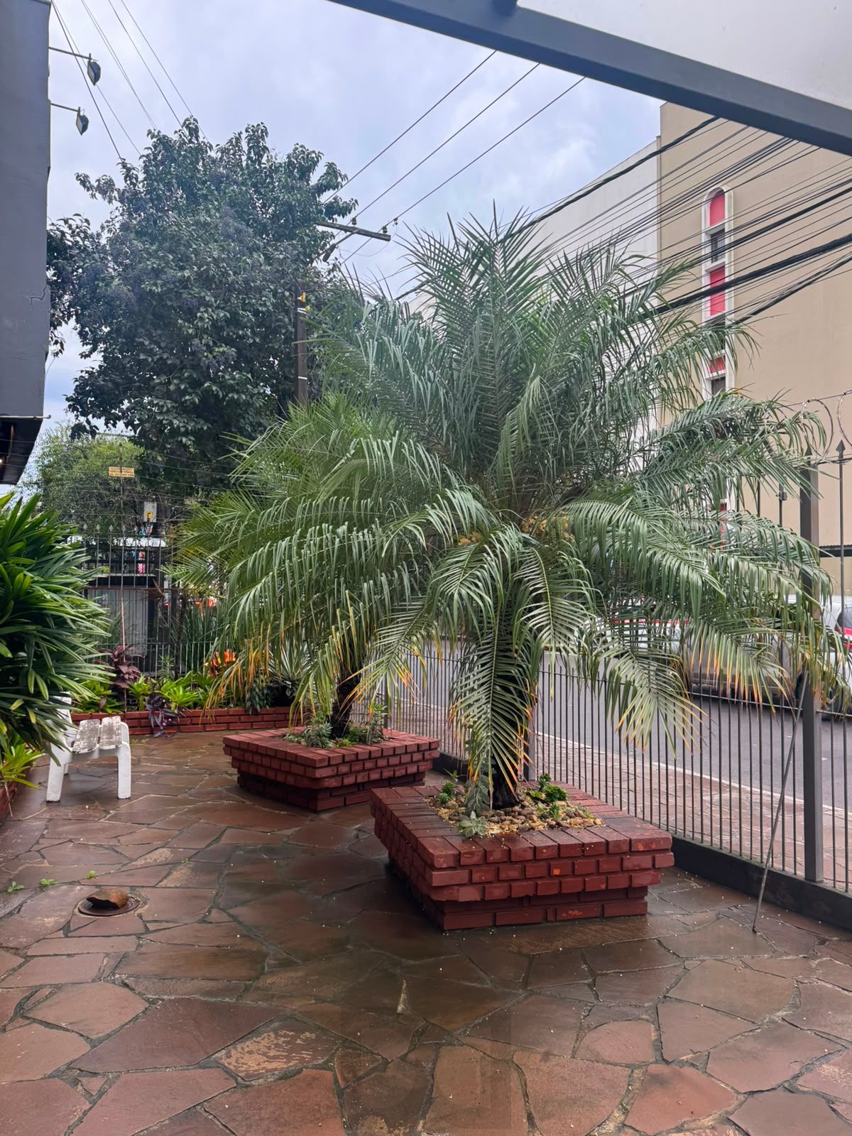 APARTAMENTO 2 DORM REFORMADO FRENTE ZAFFARI CIDADE BAIXA — foto 1